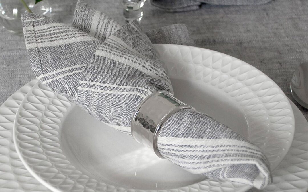 Cruise-ship-restaurant-table-linen Cruise-ship-restaurant-table-linen