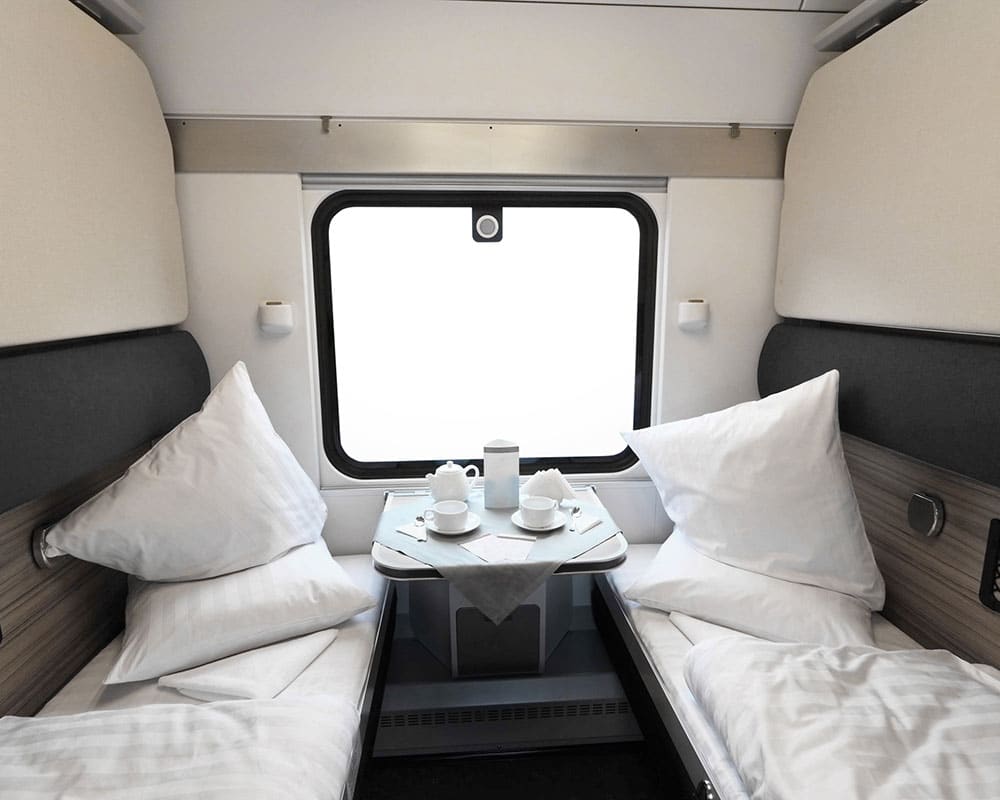 Fine-bed-linen-for-trains